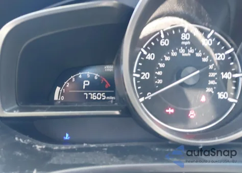 2018 Mazda Mazda3 Sport z USA, uszkodzony, nr VIN 3MZBN1U72JM228164